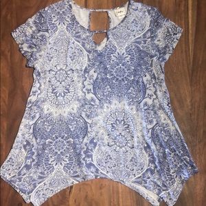 Flowy Keyhole Front & Back Top